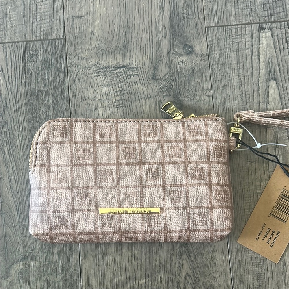 Steve Madden Tan Wristlet Clutch